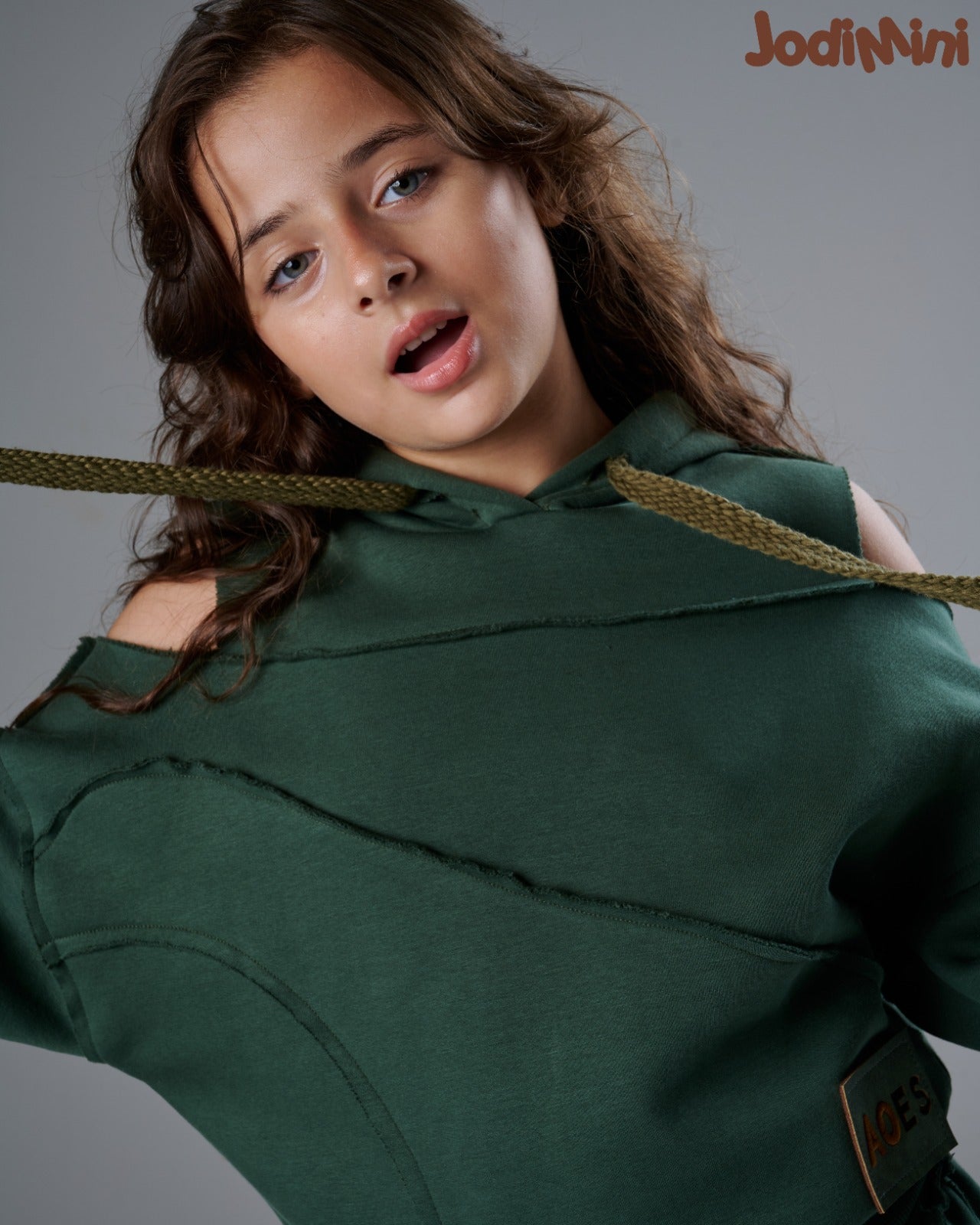 Off-Shoulder Sets