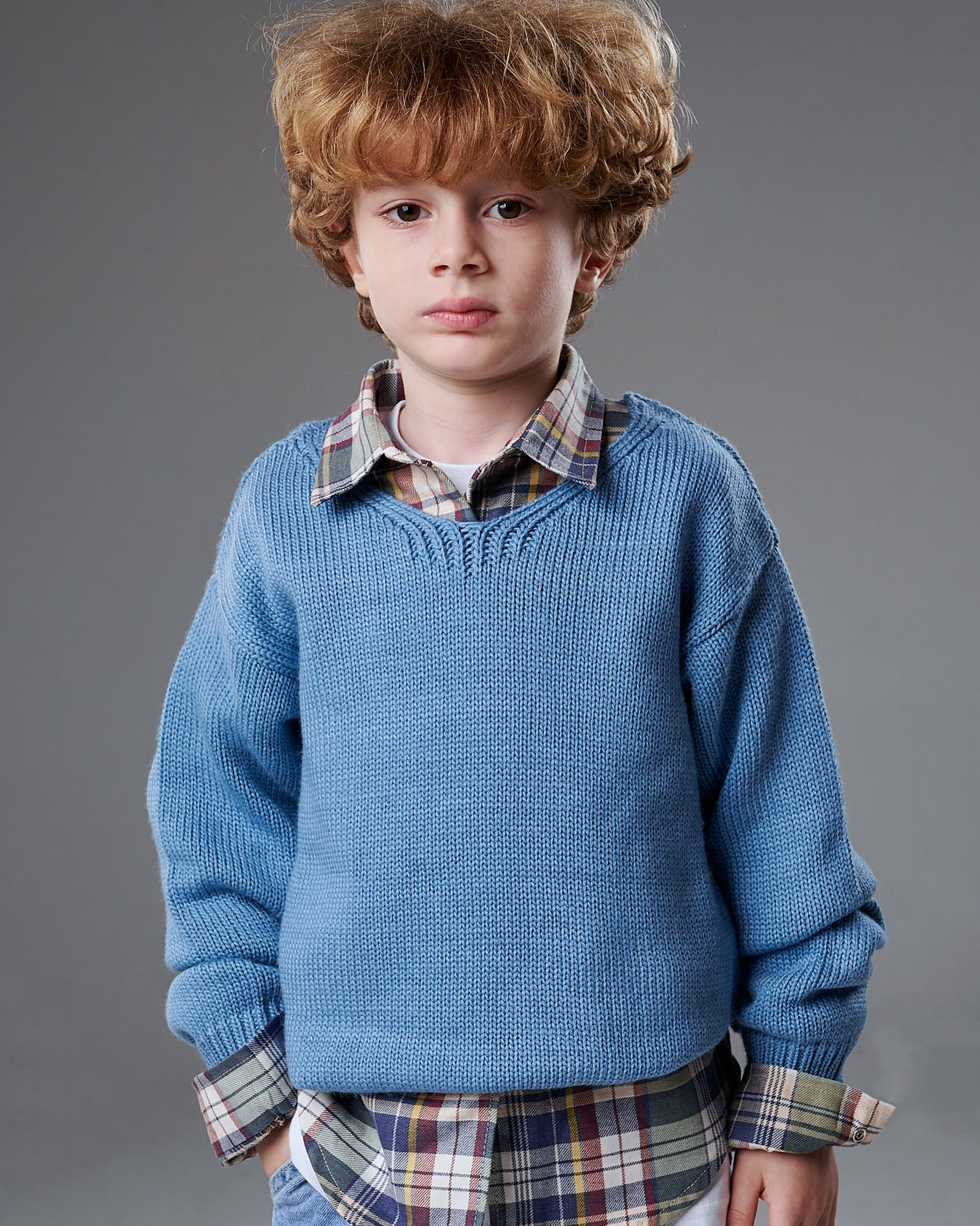 كنزة صوفية أساسية