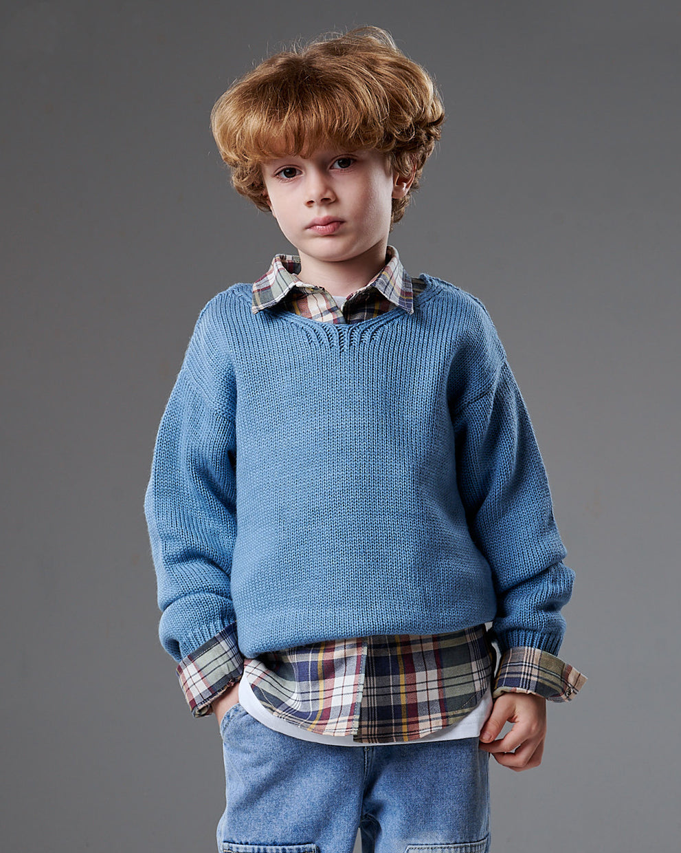 كنزة صوفية أساسية