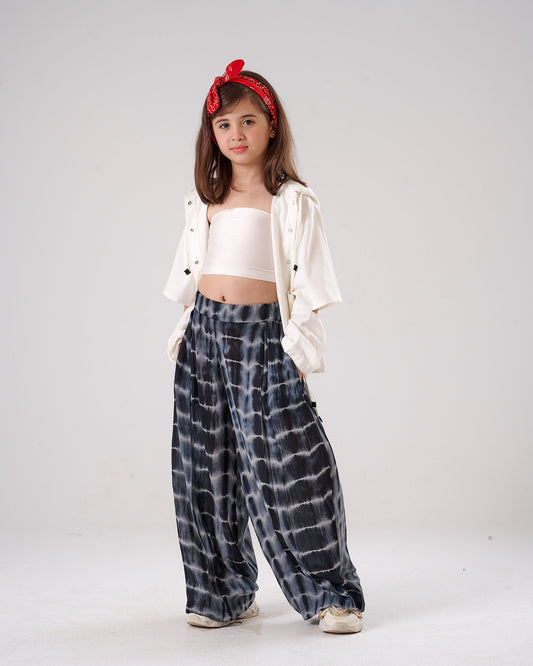 Lightweight wide-leg pants