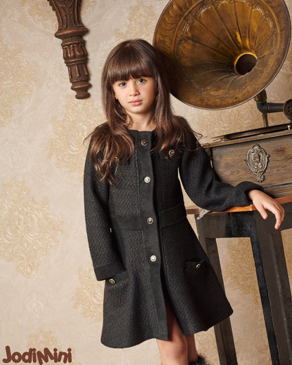 فستان كلاسيكي