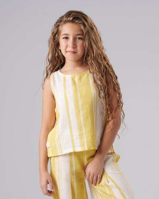 Sleeveless Blouse